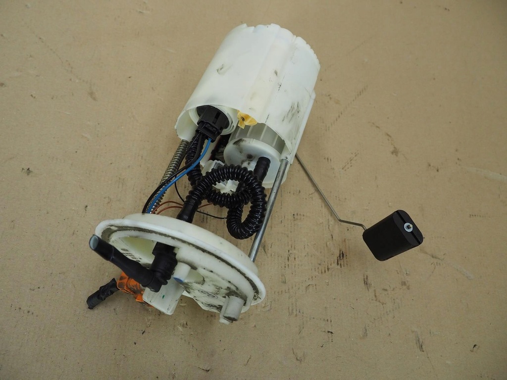 фото №13, Fiat croma ii 2.2 16v 07r насос топлива 0580314107