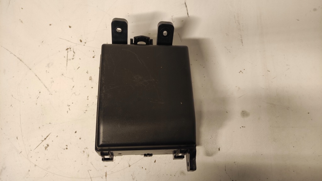 фото №1, Корпус предохранителей kia sportage iii 2.0 crdi 09-