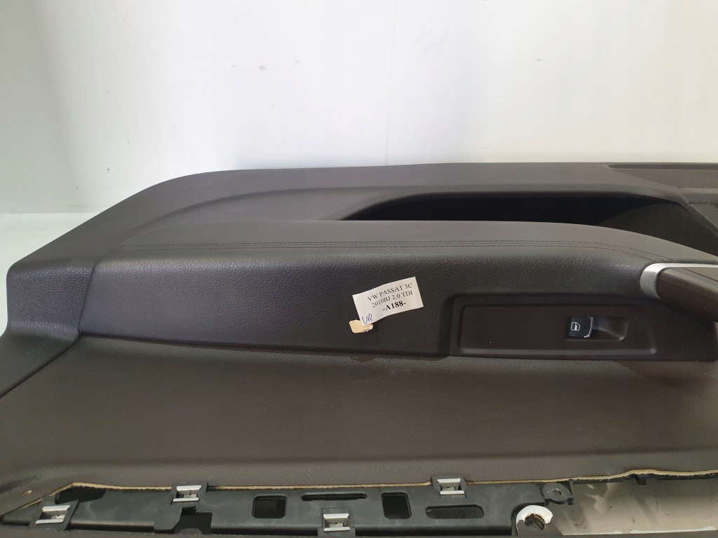 фото №6, Обшивка дверь правый перед vw passat b7 2.0tdi 11r sedan коричневый