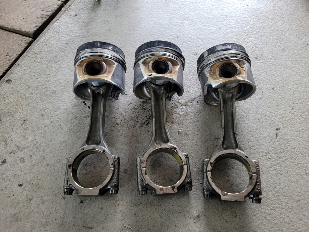 Купити Volkswagen оригінальний номер 038j