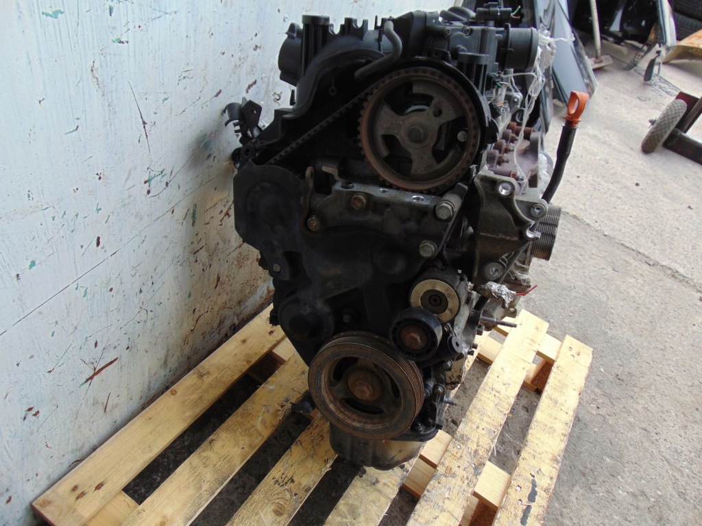 Купити Двигун блок двигуна citroen nemo 1.4 hdi 8hs 10fdbn