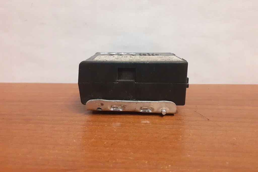 фото №1, Модуль сигнализация mercedes-benz s w220 a2038202726 2000