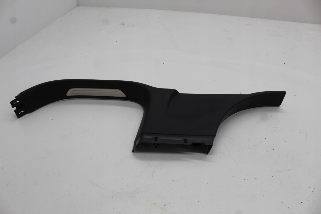 Купити Vw touareg 7p захист  порога  права 7p0853370b