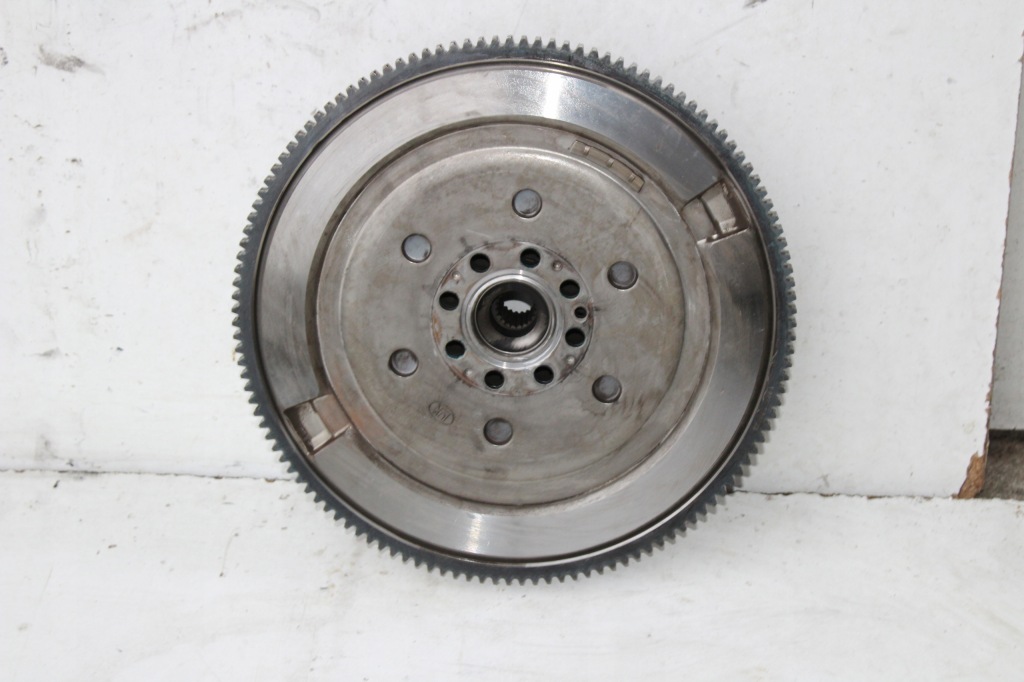 фото №3, Сцепление колесо renault trafic 302059239r