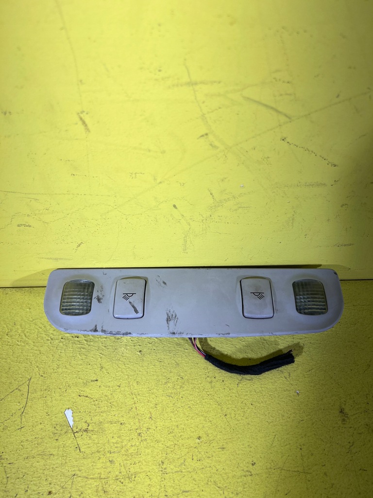 фото №1, Audi a4 - лампа потолочный