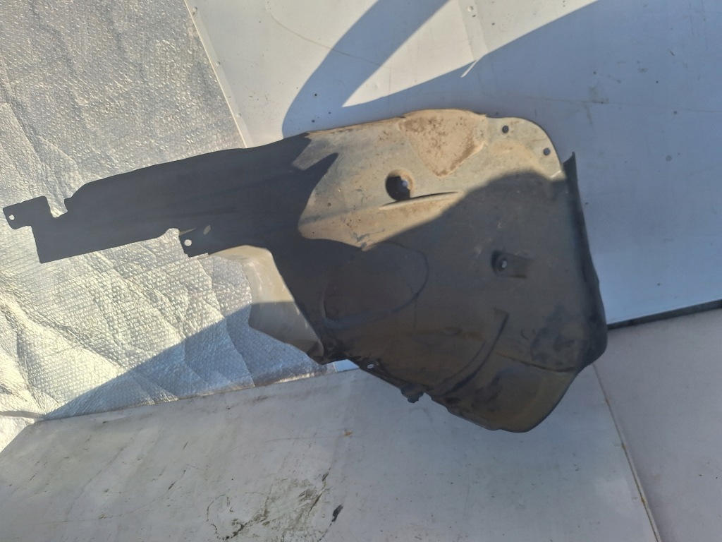 Купити Mercedes w169 w246 b klasa підкрилок передні перед ліва колеса a1696982730