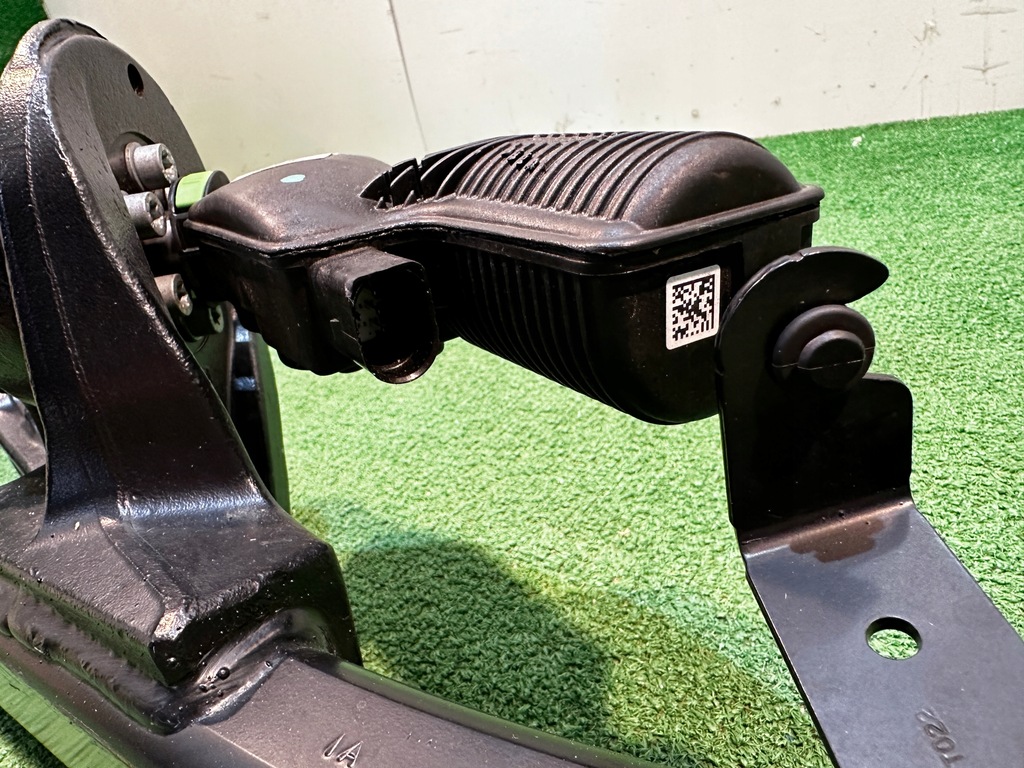 фото №7, Audi a6 c8 4k0 hak буксирувальний 4k0800491h