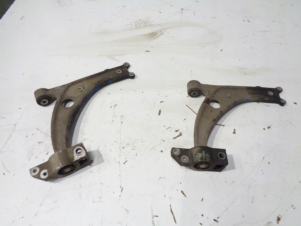 фото №1, Важіль правий перед vw passat cc