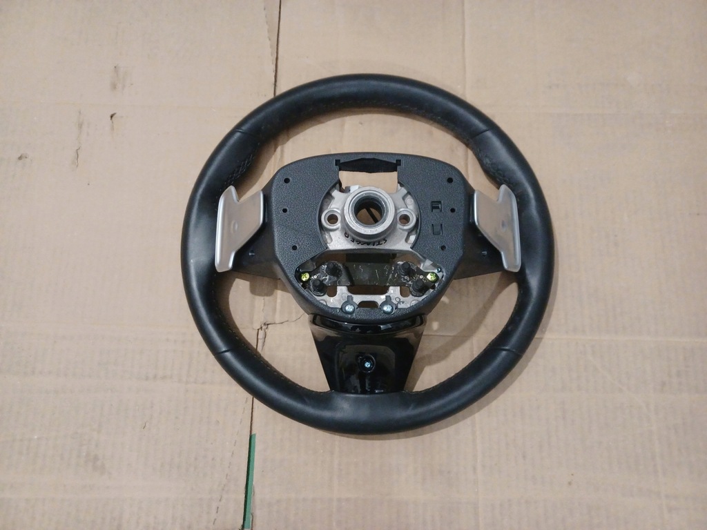 фото №6, Kia stinger повітропровід багатофункціональний пелюстки перемикання