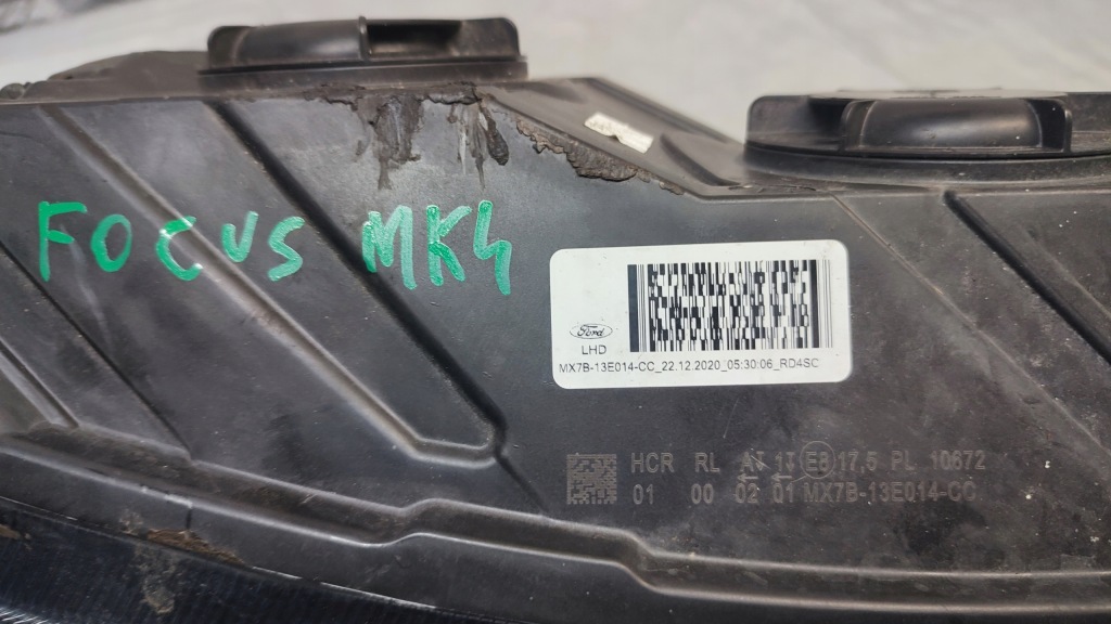 Фара фара правый  ford focus mk4 led mx7b Киев