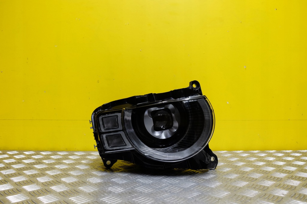 фото №1, Land rover defender 2020- фара лампа full led r usa