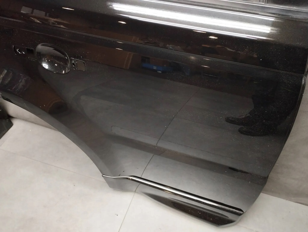фото №3, Land rover range rover sport l320 дверь правое задняя 820