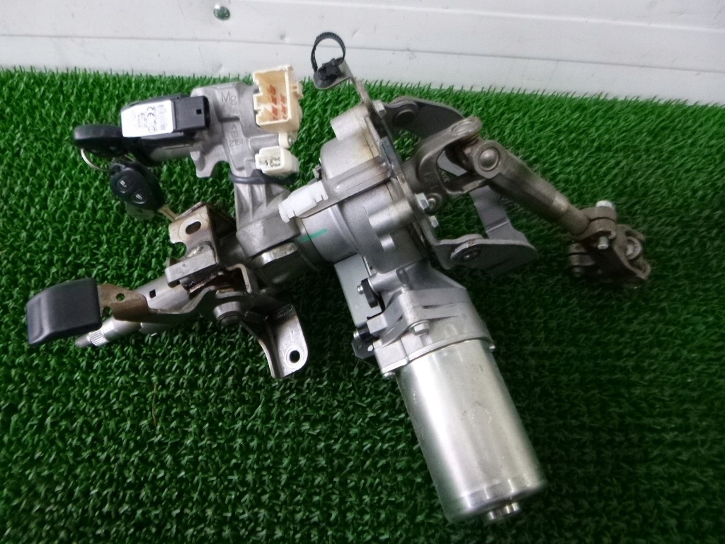 фото №4, Toyota iq 08- усилитель электрический колонка eu