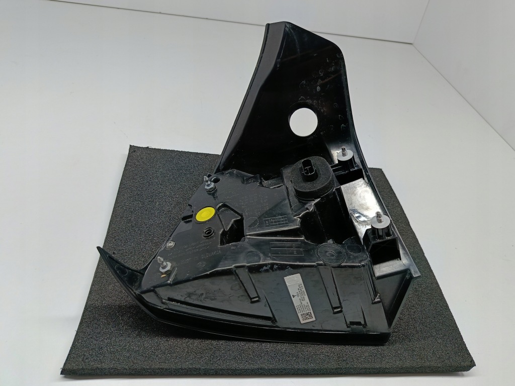 Tesla 3 iii рестайлінг  y my 20-лампа фара світло правий задній led 1502087-00-d Ціна