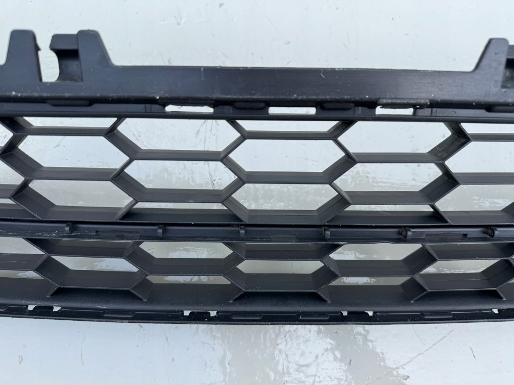 фото №6, Skoda superb 3 iii lift 19-24r решётка средняя бампера перед передняя