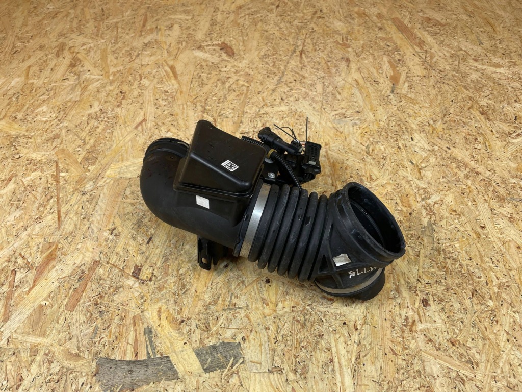Впуск воздухозаборник шланг труба воздуха bmw g20 g21 g22 g23 g26 8594531 Киев