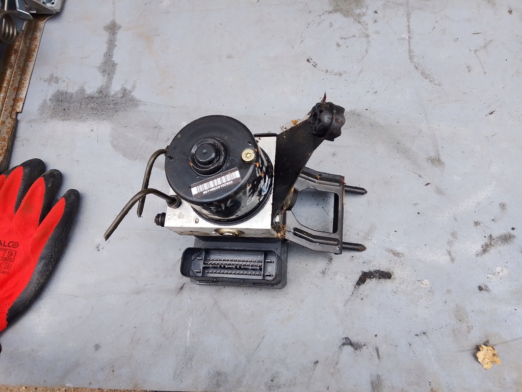 Купити Насос abs bmw e46 6759045