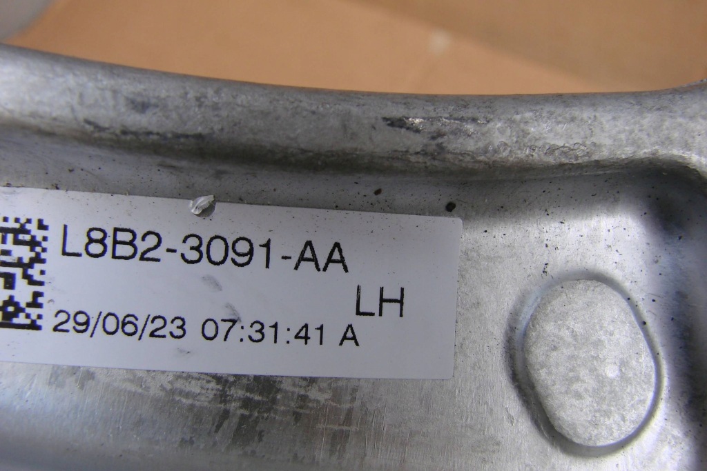 Рычаг передний перед сторона левая land rover defender l8b23091aa Цена