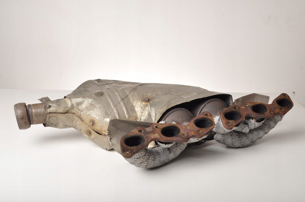 Купити Aston martin vanquish каталізатор 1r1e-5g236-ac правий