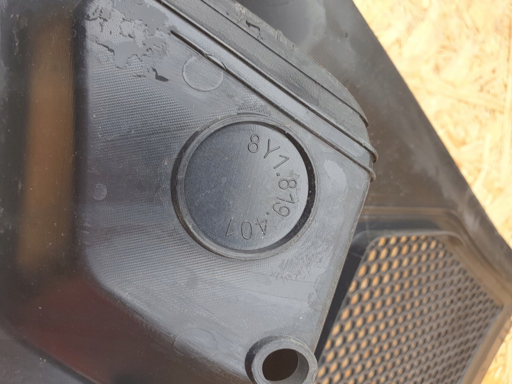 фото №10, Audi a3 8y жабо верхний europa całe 8y1819401