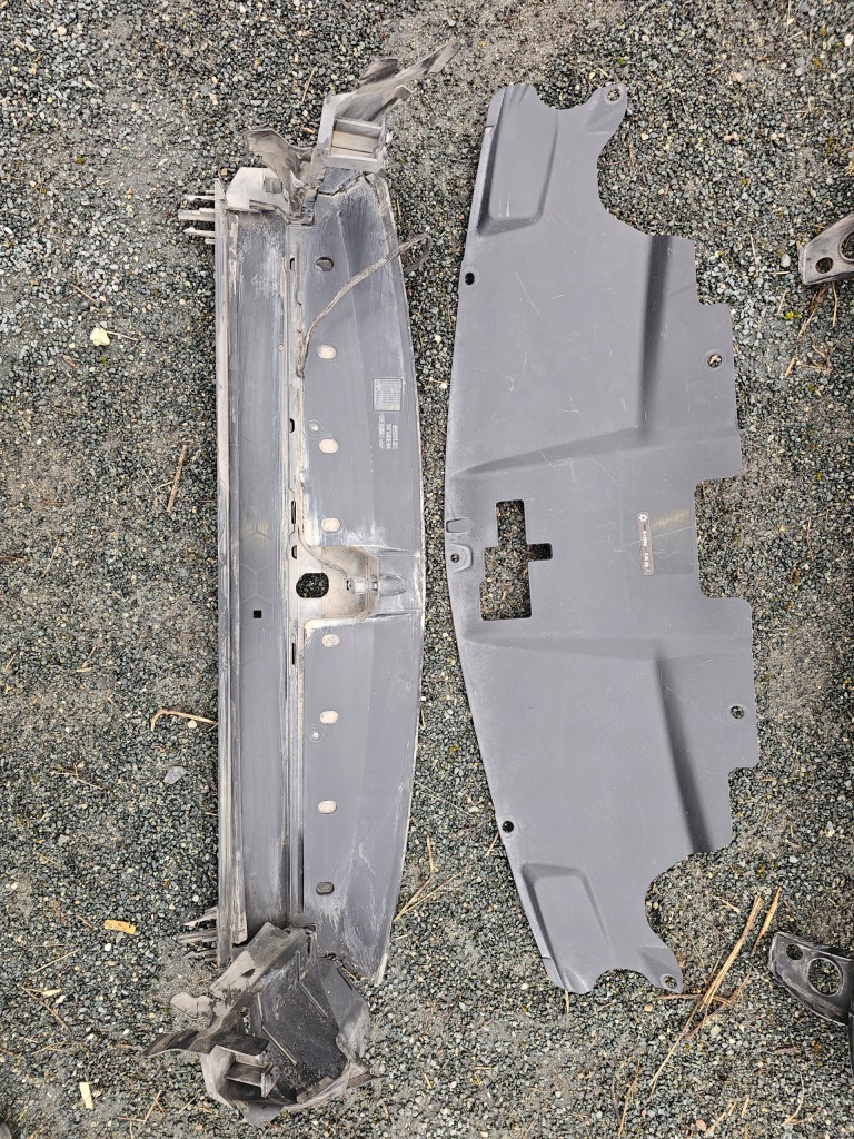 Opel insignia b перед капот бампер фары с Разборки