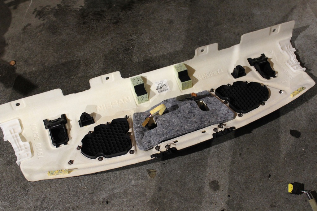 фото №2, Infiniti q60 полка задняя задняя комплект свет стоп