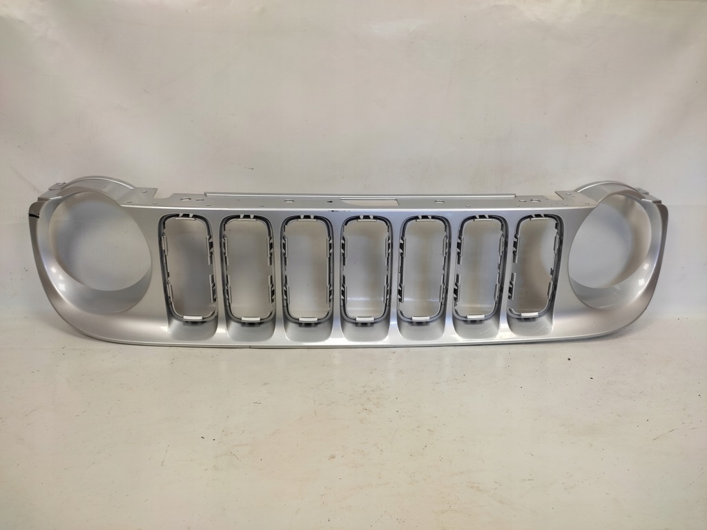 фото №1, Jeep renegade решётка радиатора решётка радиатора радиатора перед 2014-