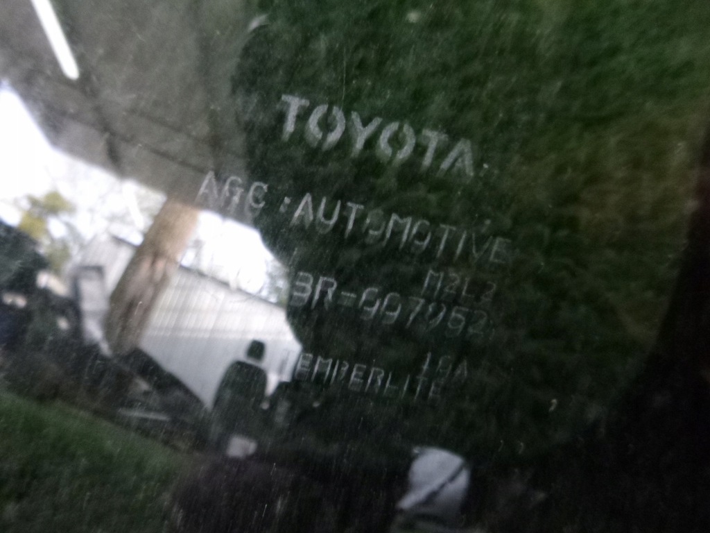фото №4, Toyota iq 08- стекло кузовная задняя правая левая