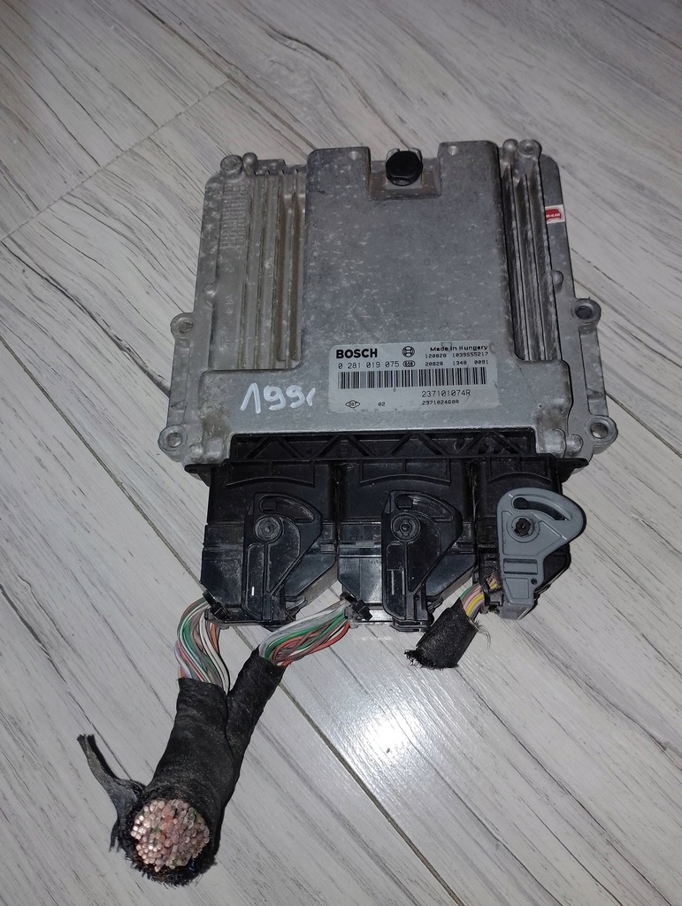 фото №1, Блок управления бортовой компьютер 0281019075 237101074r renault