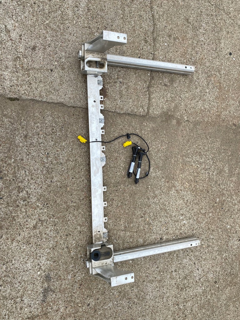 фото №9, Перед kompletny капот бампер лампи крила mercedes cla w118 1.3 144 amg