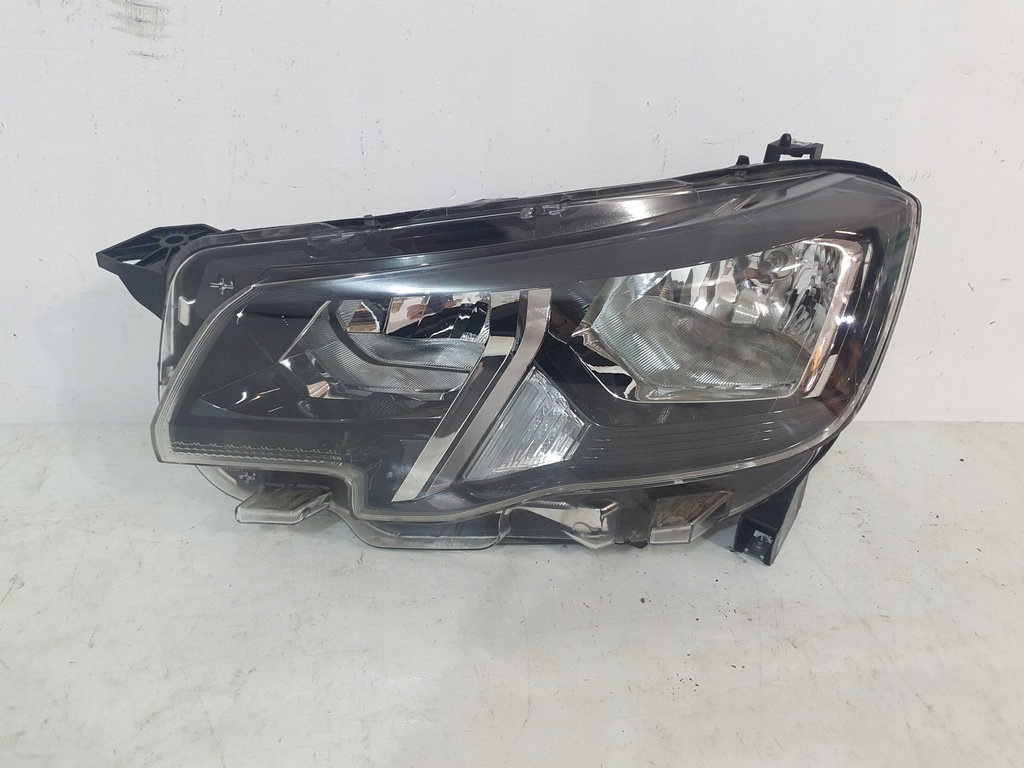 фото №7, Лампа левая peugeot partner iv rifter 9816826980