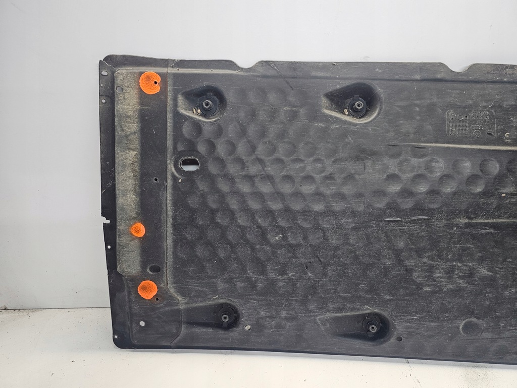 фото №9, Захист підвіска ліва audi a3 8p 1k0825211e