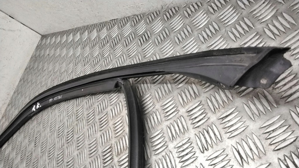 Bmw x5 f15 2017 перед сторона левая прокладка стекло дверь передних в Украине