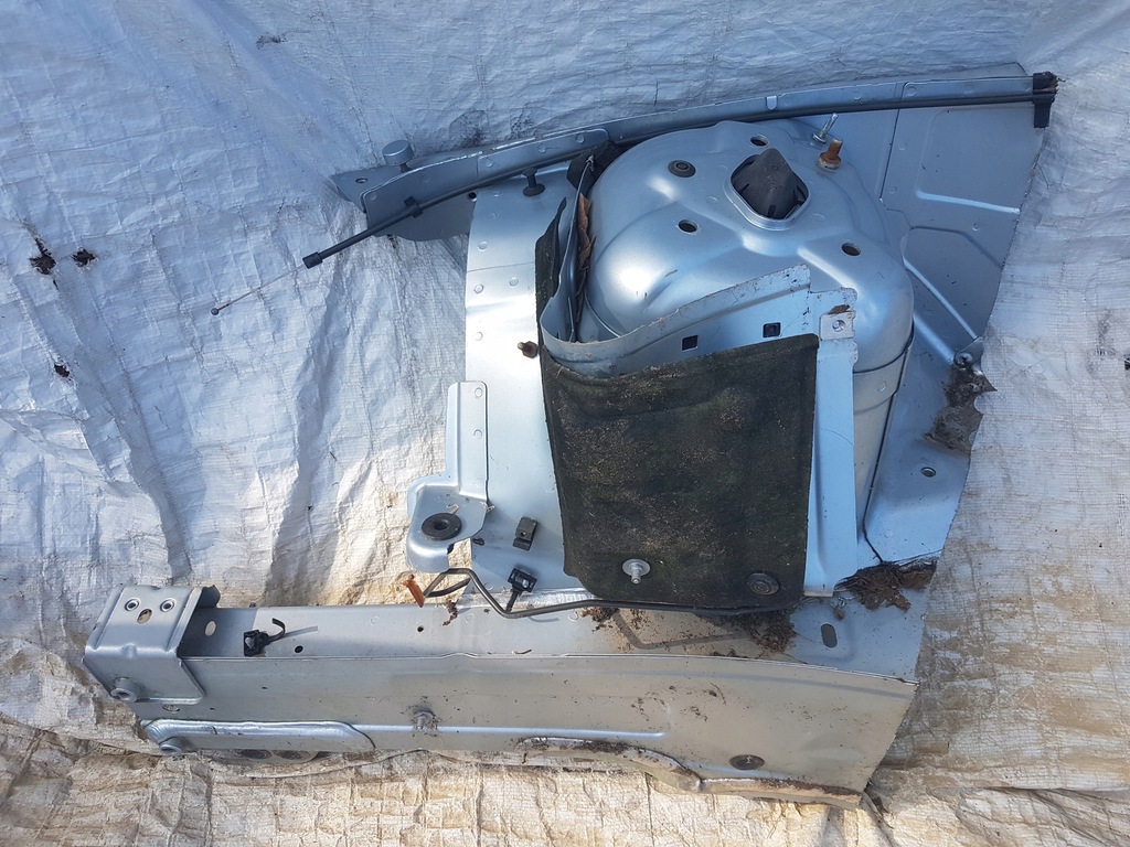 фото №1, Четверть лонжерон правая mercedes c w204 coupe