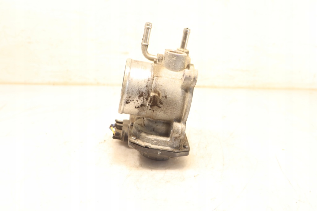 фото №4, Дросельна заслінка toyota verso lift 2.0d-4d