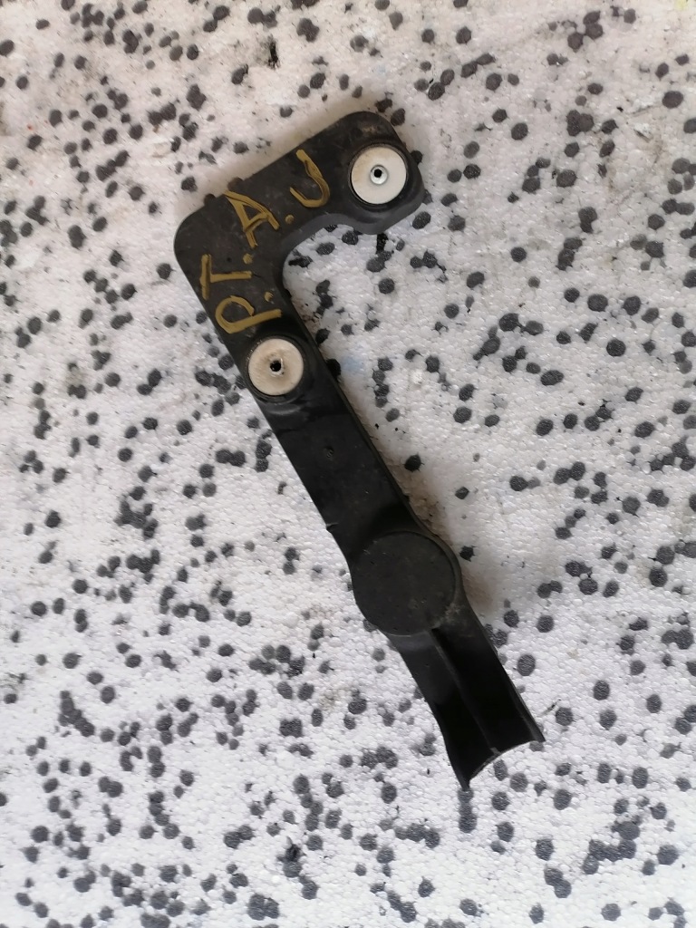 Купить Направляющая задний  задний хэтчбек astra j iv 13283141