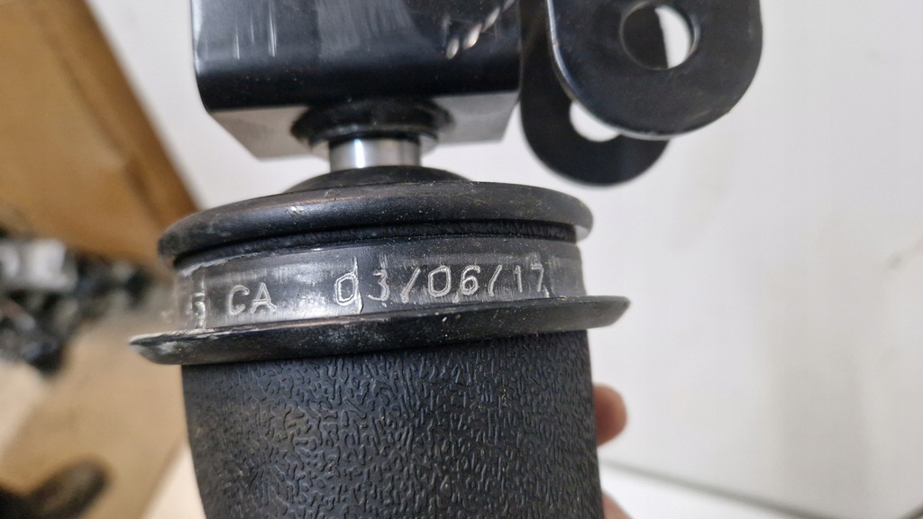 фото №6, Подушка подвеска кабина renault magnum