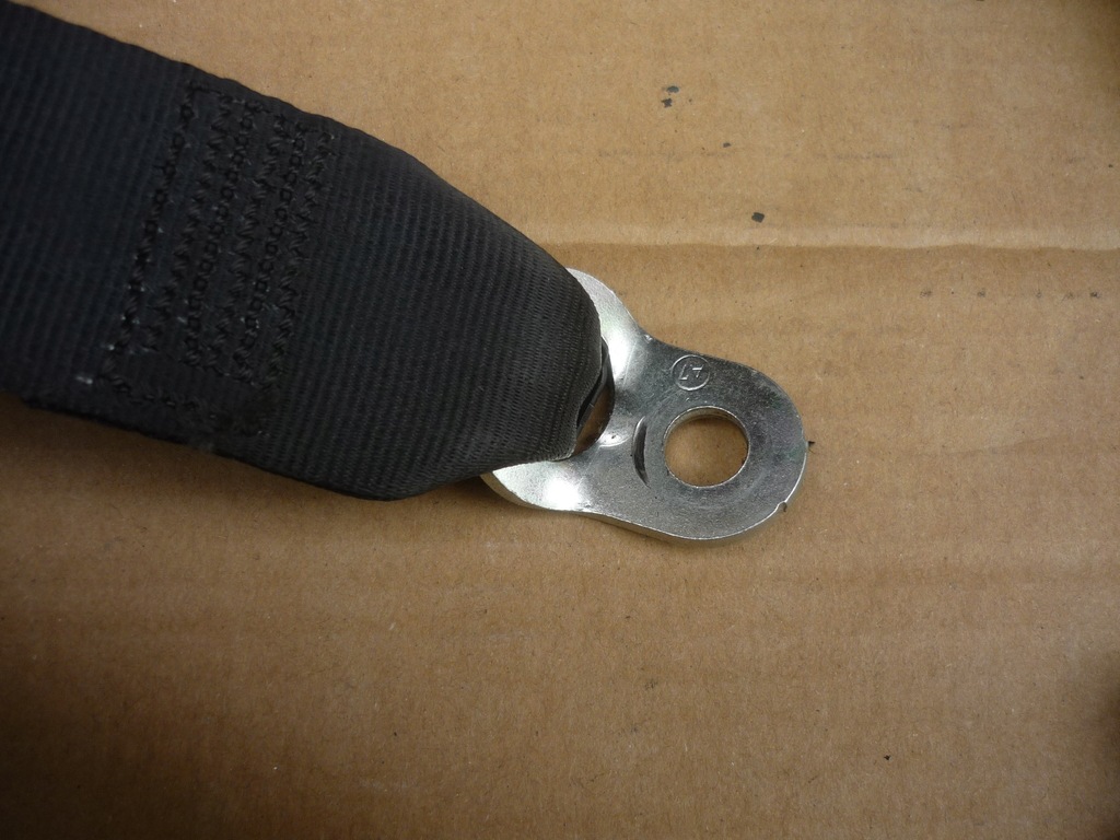 фото №8, Pas натяжитель правый перед vw jetta v golf v 5 дверь 1k4857706e