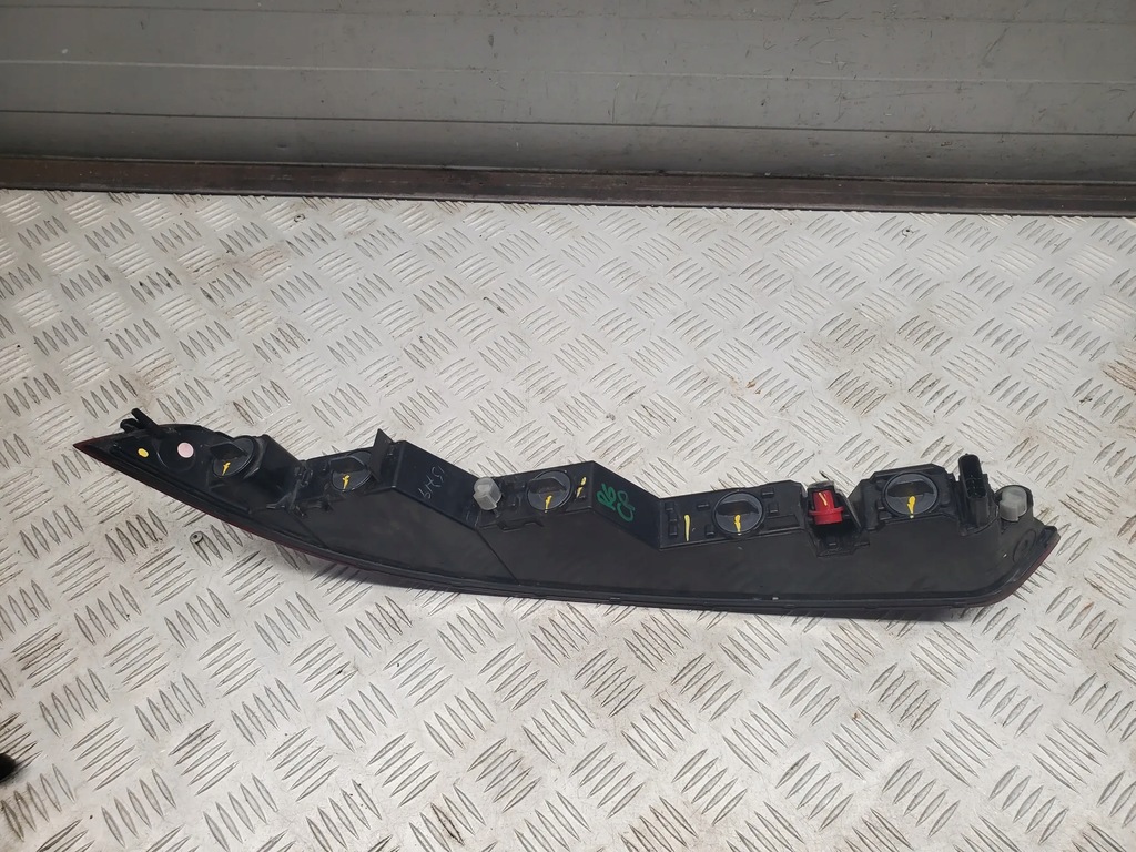 фото №6, Audi q5 sq5 задняя сторона правая лампы противотуманные