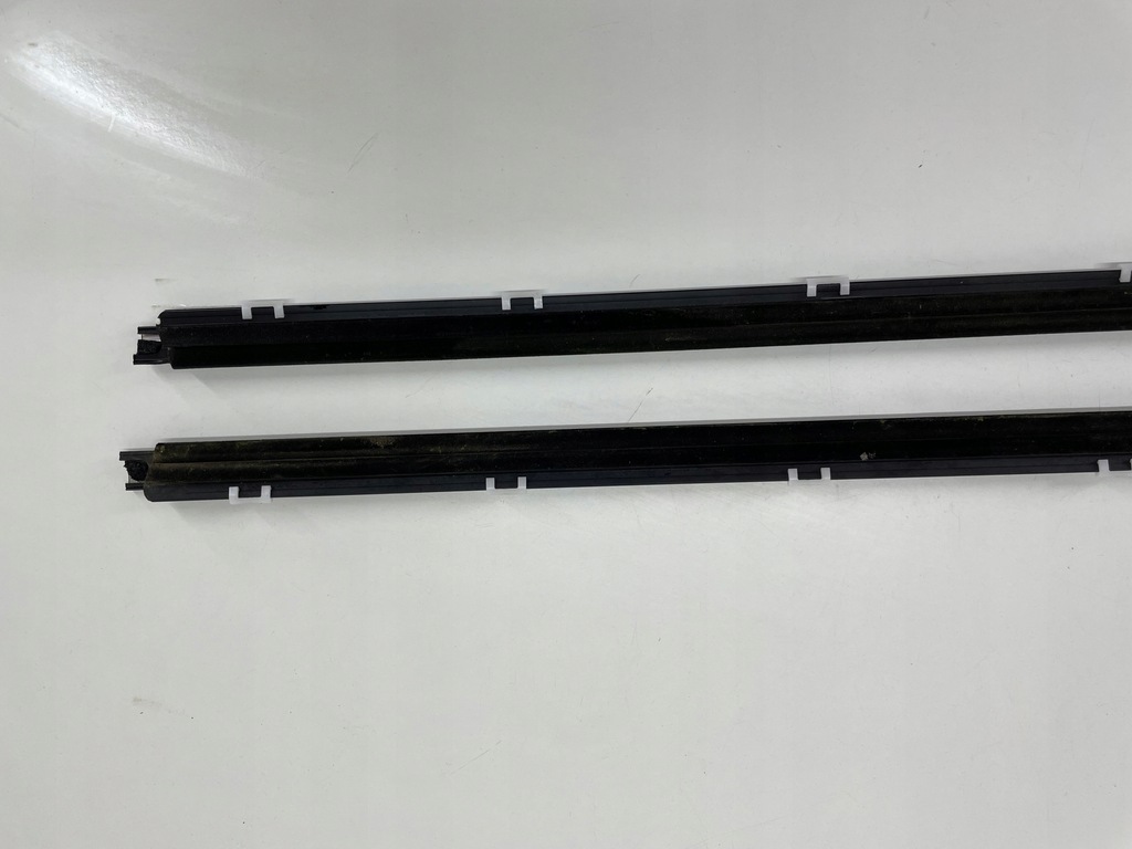 фото №6, Молдинг уплотнитель дверь kia rio iv 2017- правый перед левый перед хром