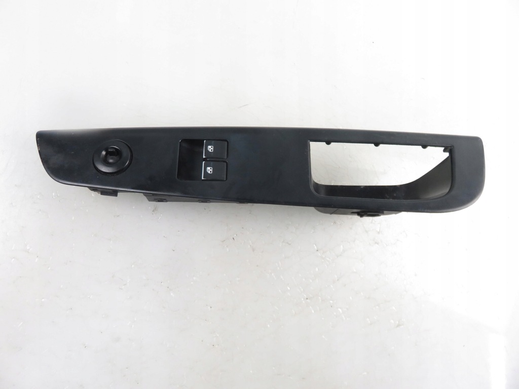 фото №11, Панель вікон kia ceed i sw 823511h110