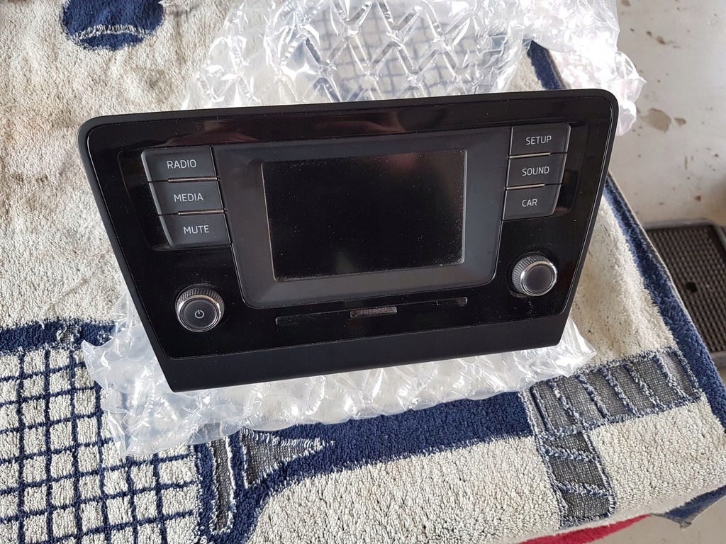 фото №1, Радио 5ja035867a - skoda rapid