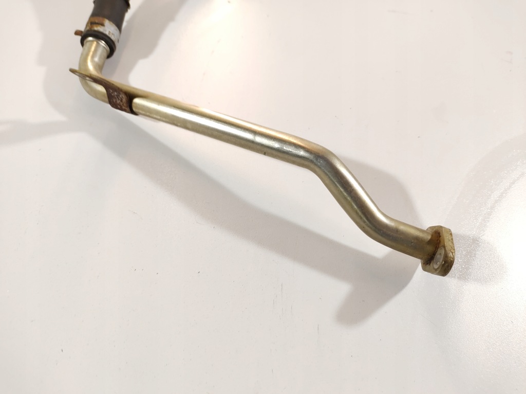 фото №15, Lexus is300h 13r wąż шланг wody