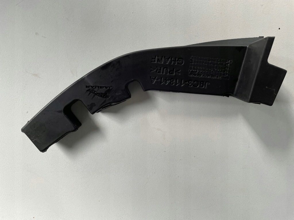 фото №1, Jaguar e-pace x540 піна ізоляція бампера задня