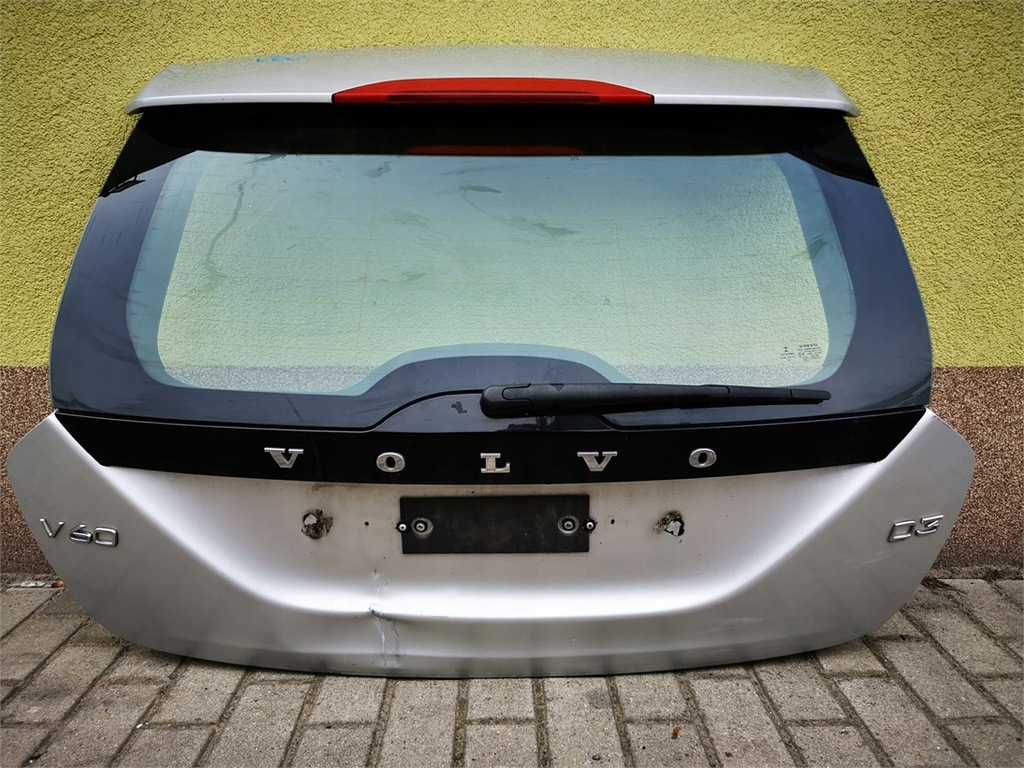 фото №1, Volvo v60 i lift 13-18 крышка багажника комплектная демонтаж