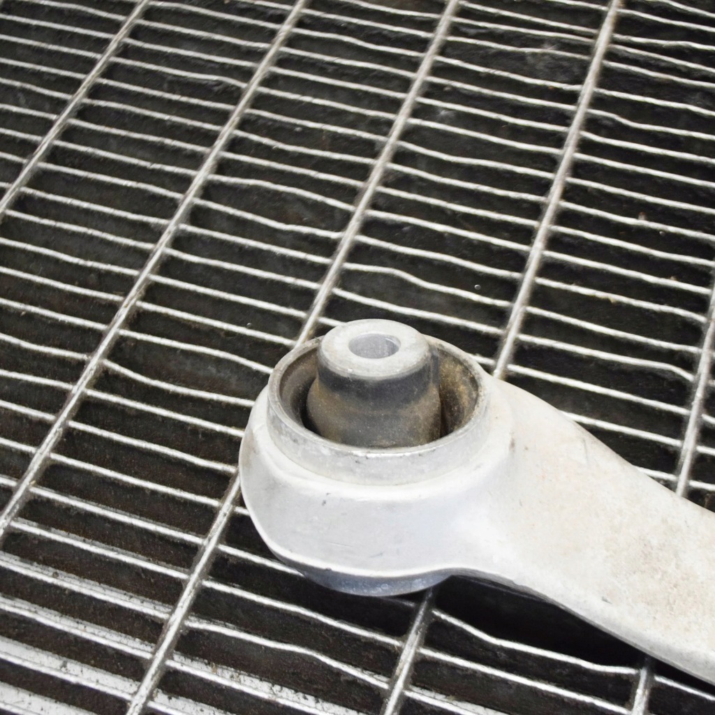 фото №6, Bmw 5 f10 f11 2012 права сторона нижній важіль передній