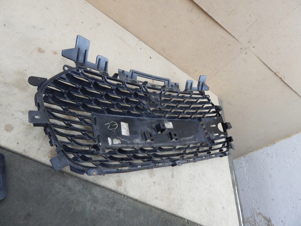 фото №9, Решётка радиатора решётка радиатора перед передний citroen ds3 lift 9814798777 оригинал europa
