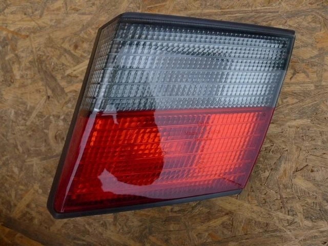 фото №1, Primera p11 nissan sedan лампа задня задня w кришка