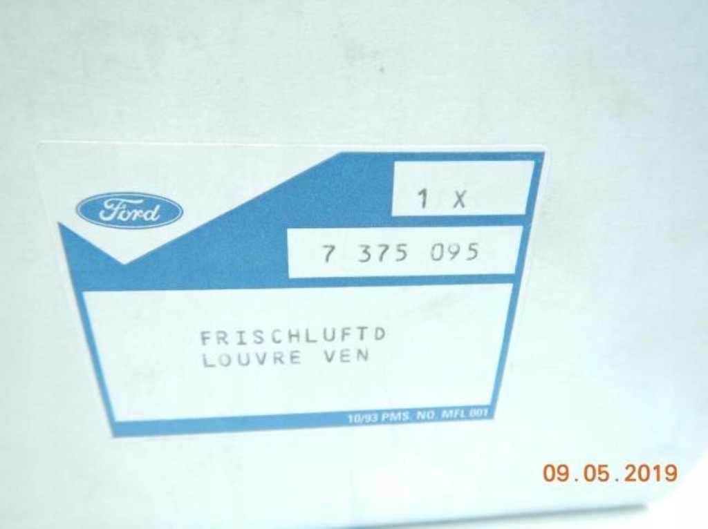 фото №10, Решётка обдув средняя ford escort 95-01