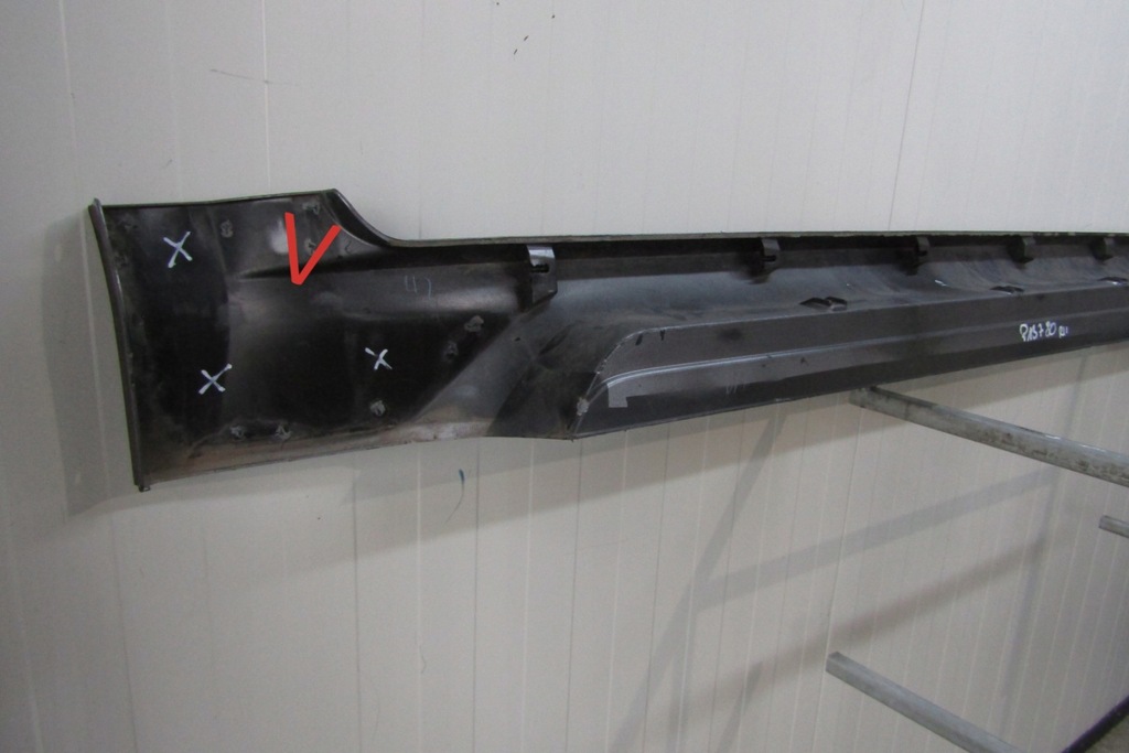 фото №11, Молдинг порог правая mitsubshi pajero shogun sport 3 iii 16-